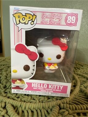 Funko Hello Kitty & Friends Pop! Figure Box Art - Pink, White & Red